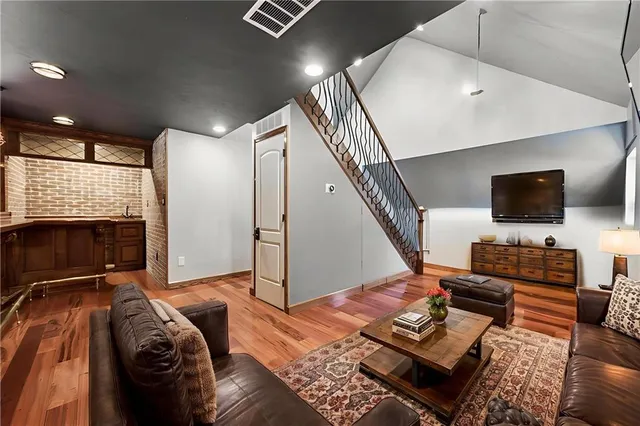 $315,000 | 3302 Crestview Drive, North Versailles, PA 15137