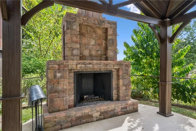 $315,000 | 3302 Crestview Drive, North Versailles, PA 15137