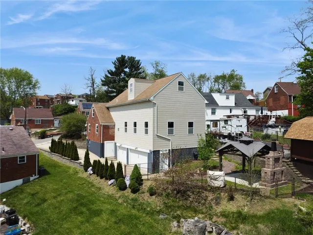 $315,000 | 3302 Crestview Drive, North Versailles, PA 15137