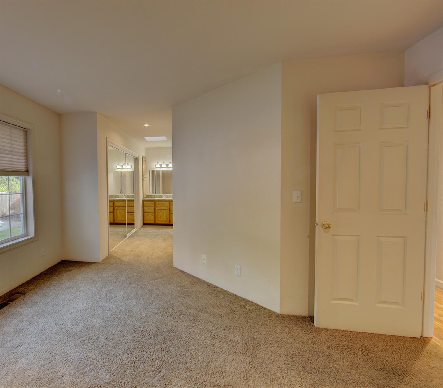 4763 Hillcrest Road Medford, OR 97504 - Photo 15 of 33 Additional Photo