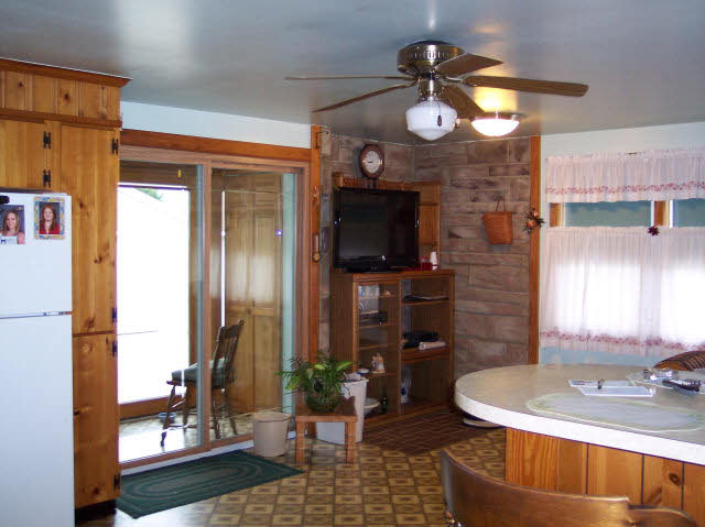 2165 Newtown Road Elkton, VA 22827 - Photo 9 of 14 Gallery Image 9