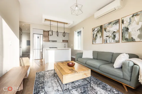 $699,000 | 26 East 19th Street, Unit 3C | Prospect Park South
