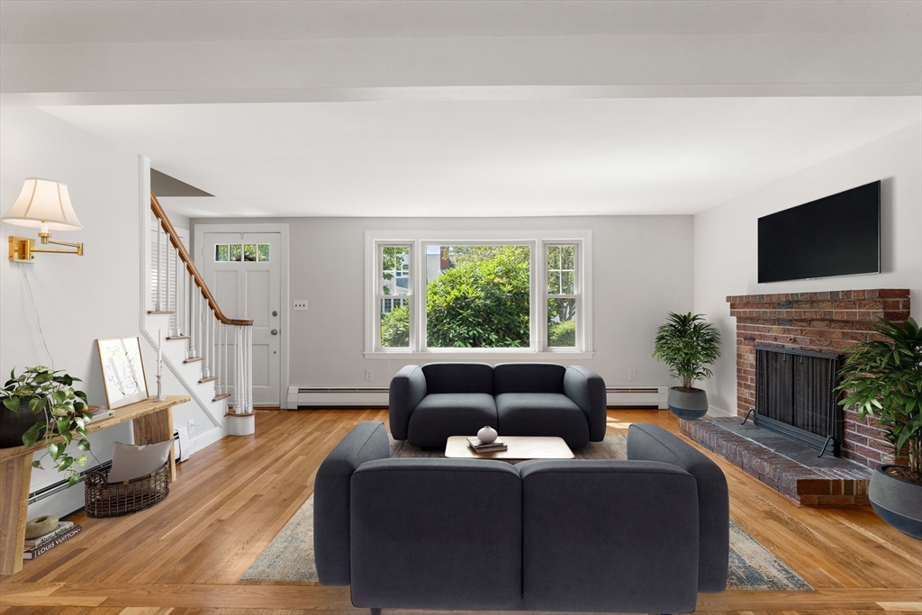 20 Oakhurst Road Beverly, MA 01915 - Photo 6 of 42 Gallery Image 6