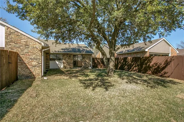 $2,050 | 1318 Springview Drive, Allen, TX 75002