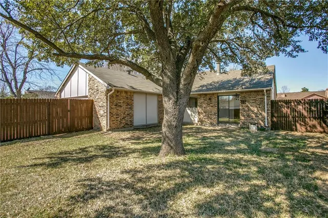 $2,050 | 1318 Springview Drive, Allen, TX 75002