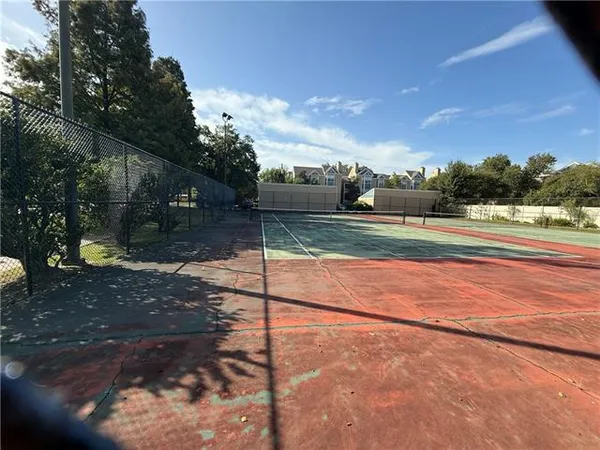 $1,550 | 832 South Clearview Parkway, Unit 415, New Orleans, LA 70123