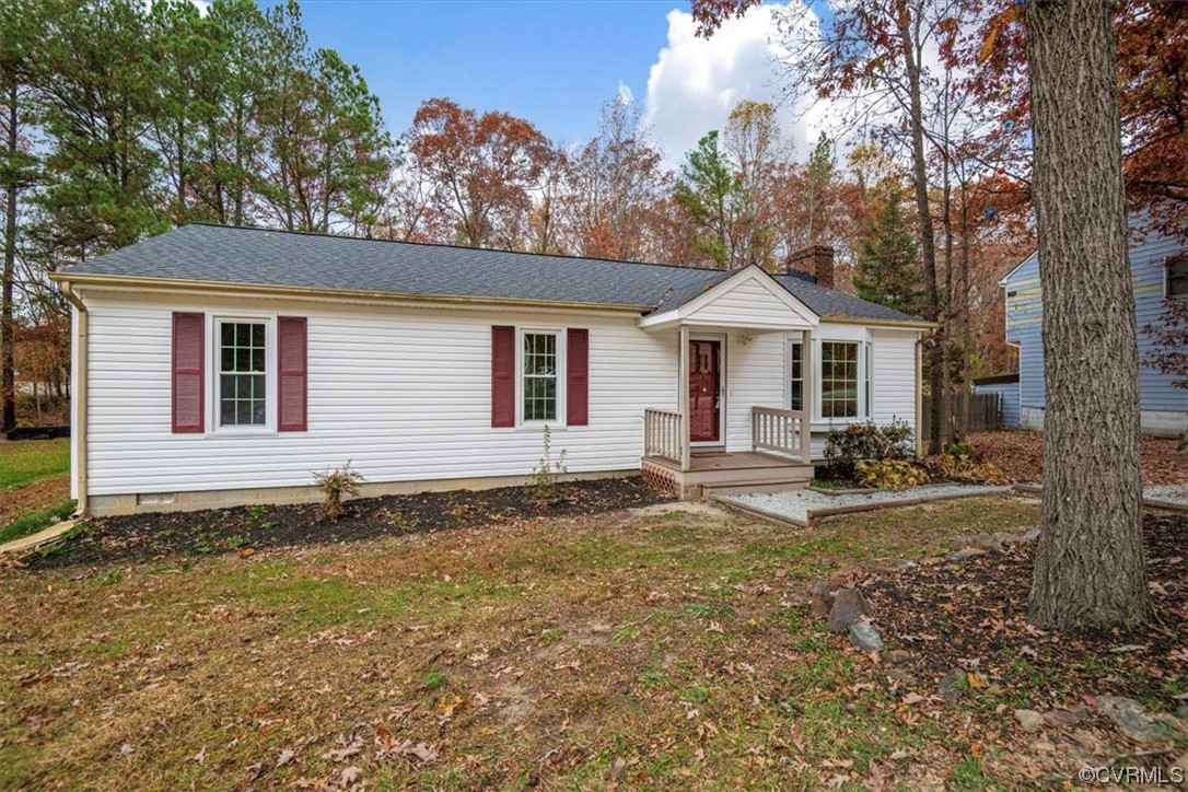 4754 Brookridge Road Chesterfield, VA 23832 - Photo 5 of 48 a front view of a house with garden