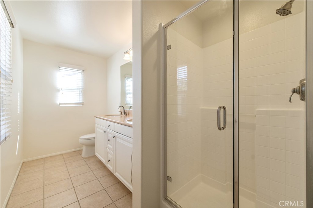 60 Chantilly Irvine, CA 92620 - Photo 14 of 22