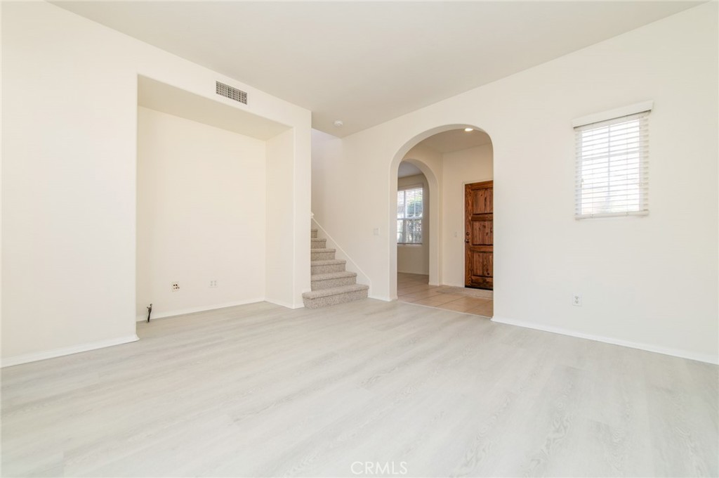 60 Chantilly Irvine, CA 92620 - Photo 10 of 22