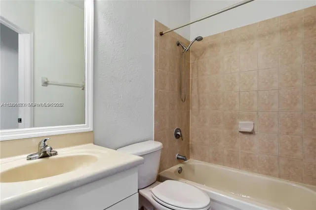 $370,000 | 11201 Northwest 83rd Street, Unit 203, Doral, FL 33178