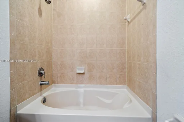 $370,000 | 11201 Northwest 83rd Street, Unit 203, Doral, FL 33178