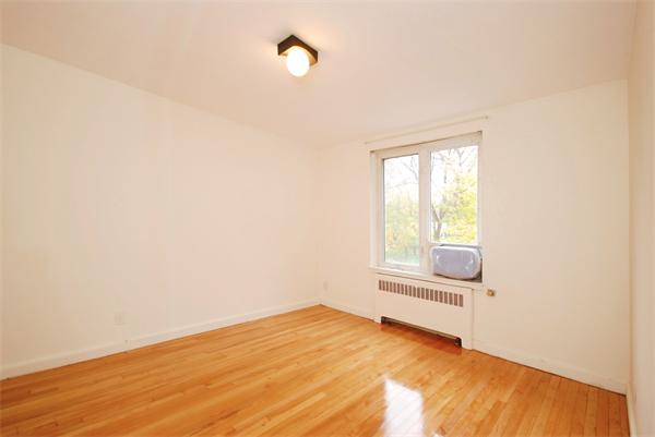 150 Beaconsfield Road, Unit 1 Brookline, MA 02445 - Photo 5 of 15