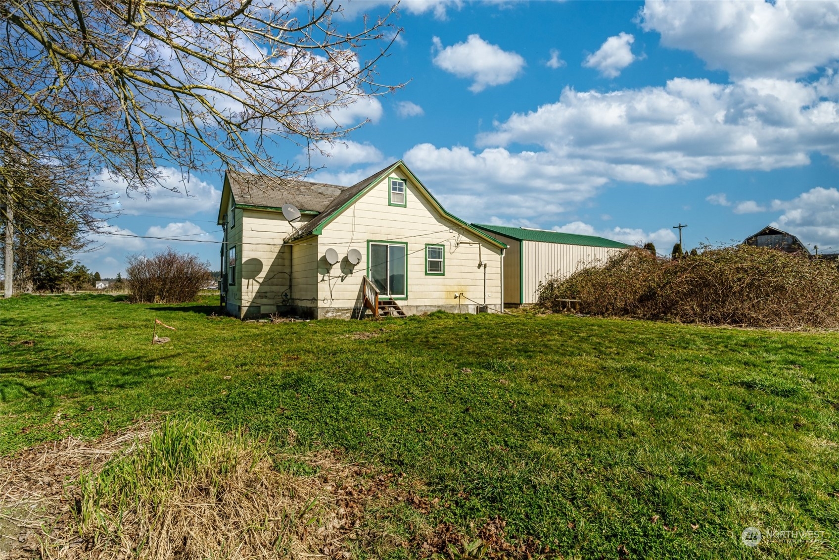 8720 Thomle Road Stanwood, WA 98292 - Photo 8 of 37 Gallery Image 8