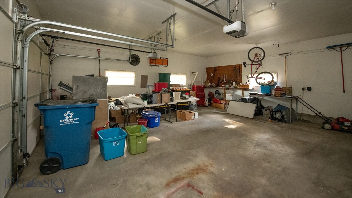 6235 Leonard Road Churchill, MT 59741 - Photo 57 of 68 Garage