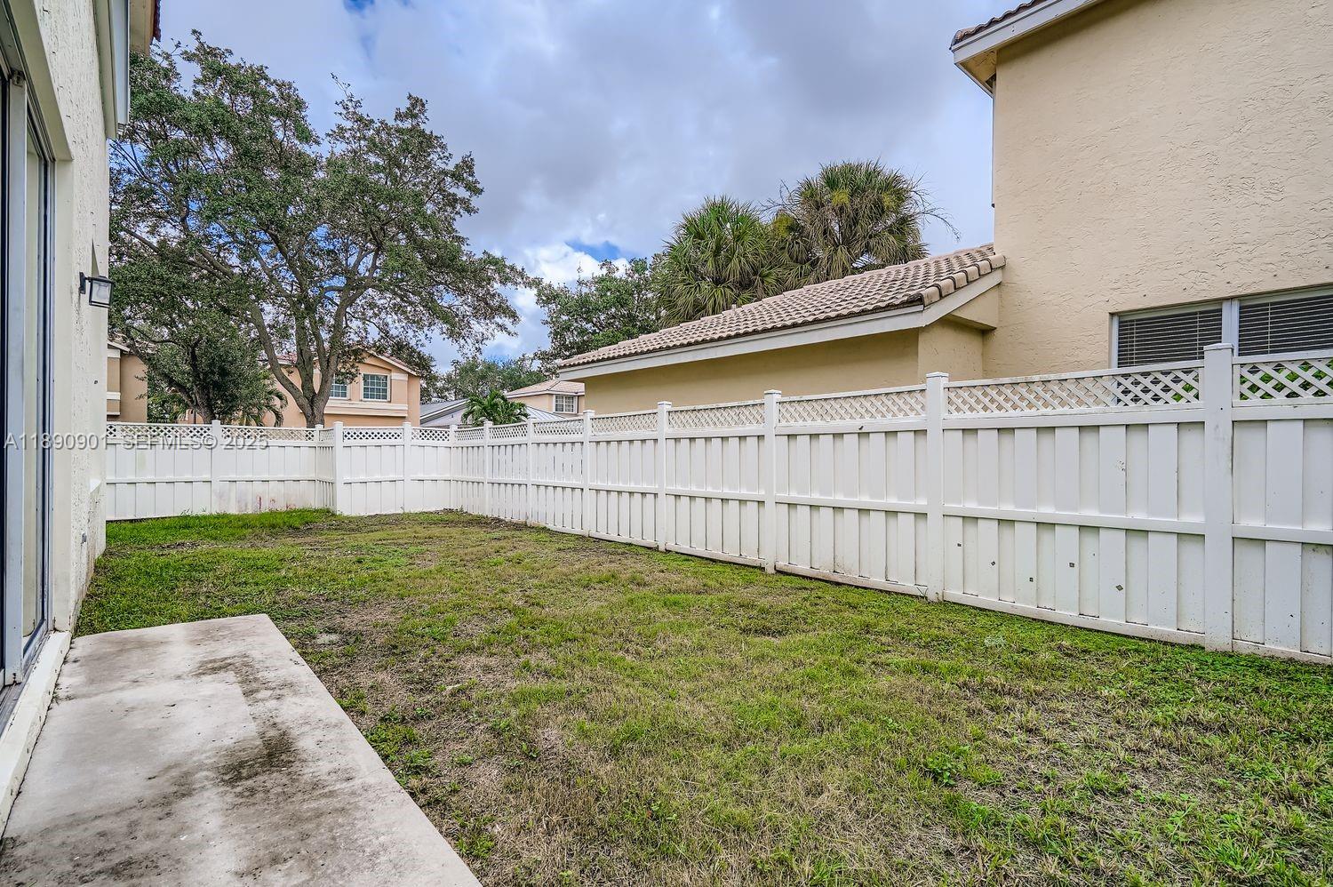 2015 Southwest 159th Avenue Miramar, FL 33027 - Photo 27 of 28