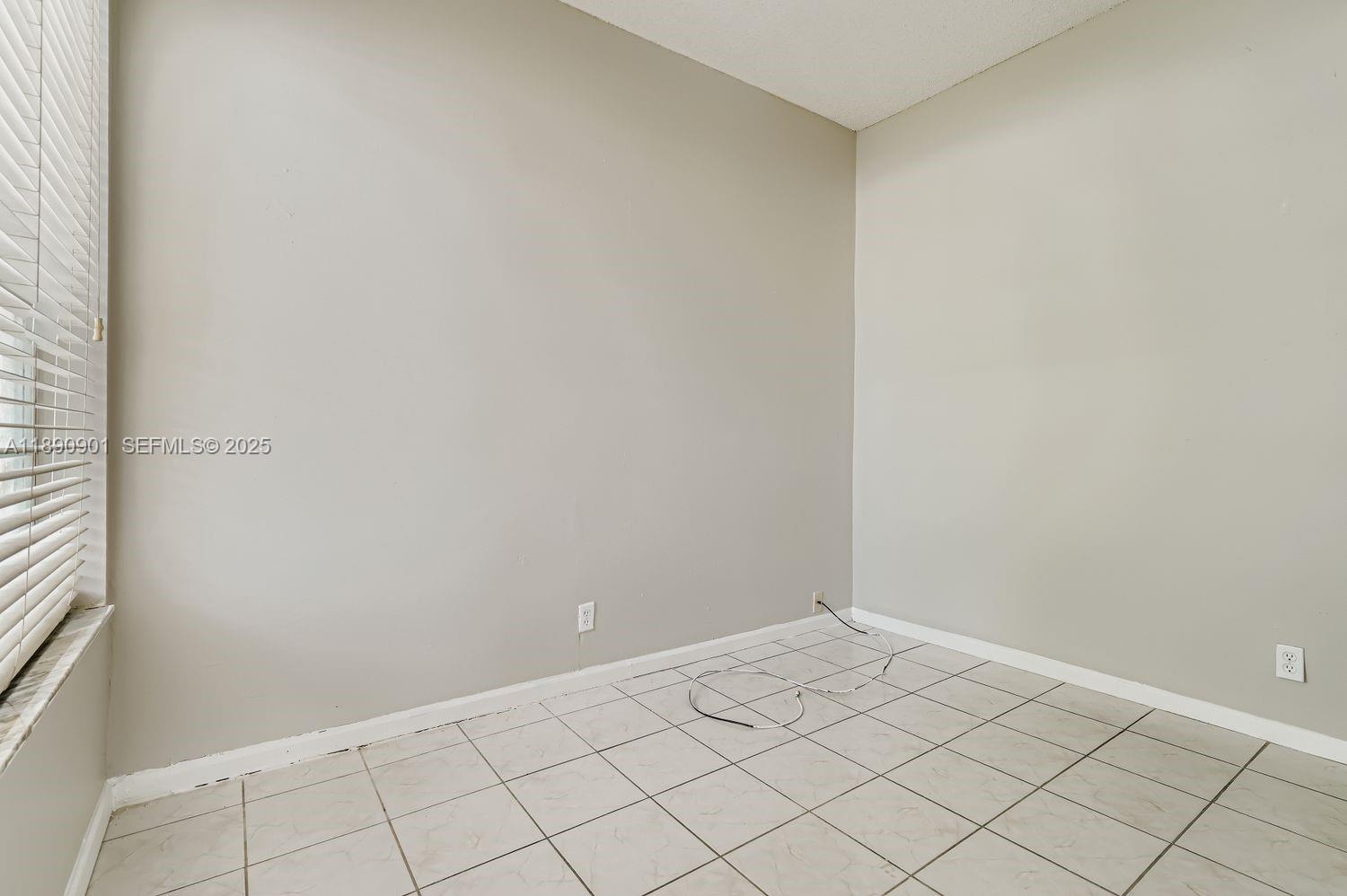 2015 Southwest 159th Avenue Miramar, FL 33027 - Photo 7 of 28