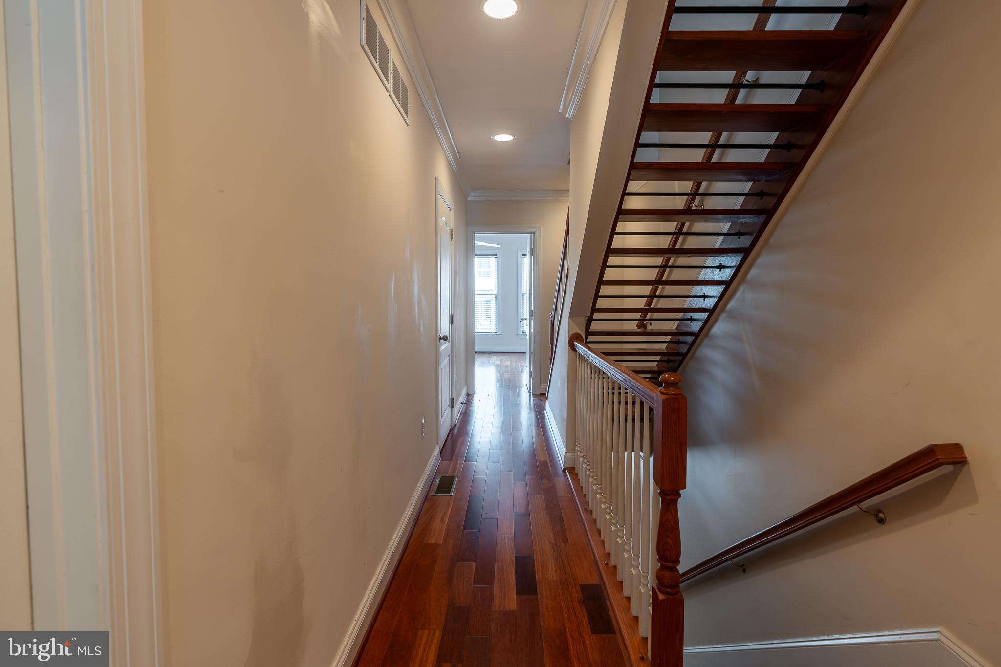 106 West Cross Street Baltimore, MD 21230 - Photo 20 of 41 a view of entryway with wooden floor