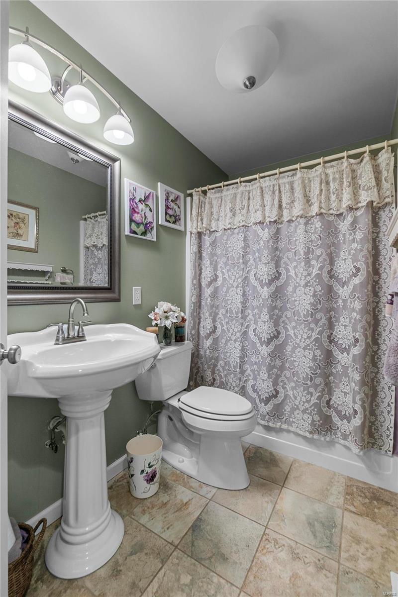 265 Open Meadows Lane Perryville, MO 63775 - Photo 17 of 31