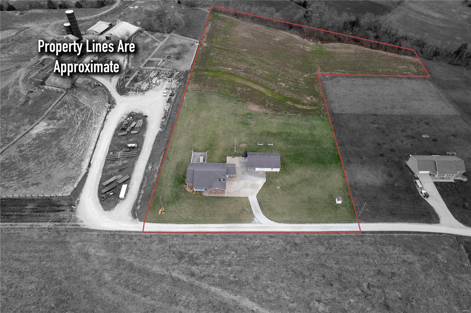 265 Open Meadows Lane Perryville, MO 63775 - Photo 4 of 31