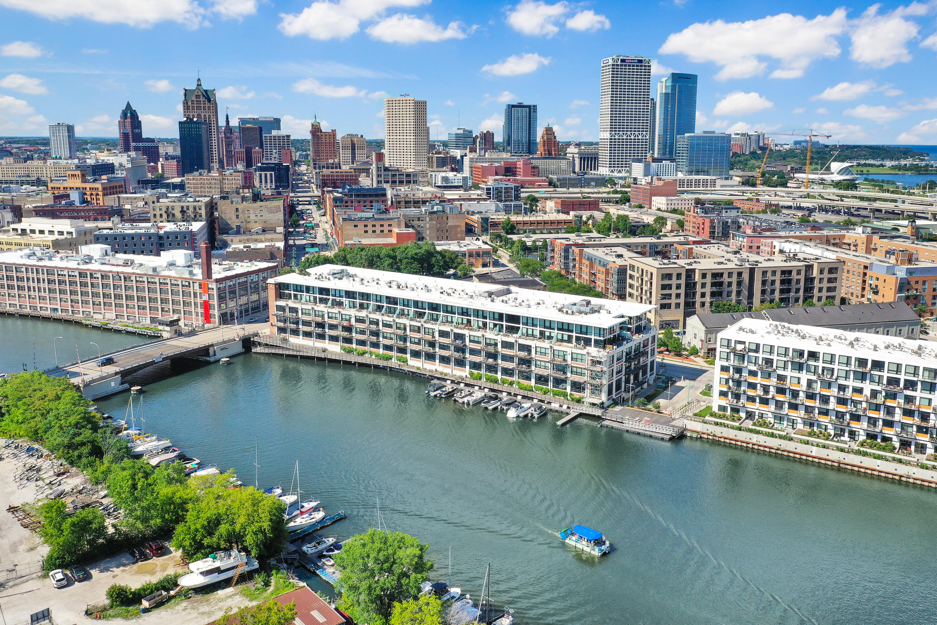 311 East Erie Street, Unit 419 Milwaukee, WI 53202 - Photo 24 of 28 Marine Terminal Lofts