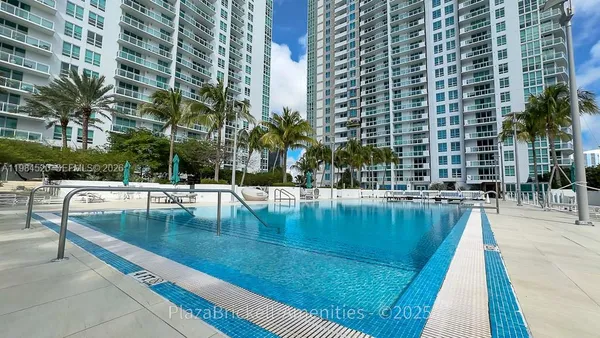 $3,300 | 950 Brickell Bay Drive, Unit 4709, Miami, FL 33131