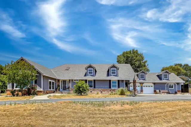 $824,000 | 8656 Rose Marie Drive, Valley Springs, CA 95252
