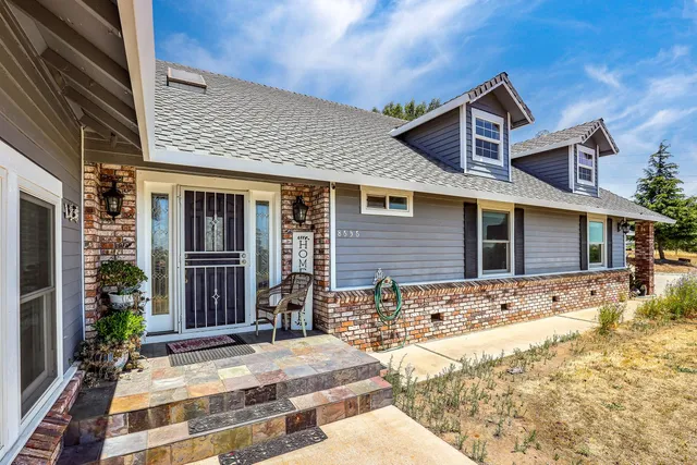 $824,000 | 8656 Rose Marie Drive, Valley Springs, CA 95252