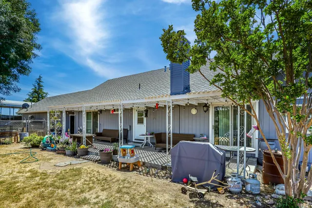 $824,000 | 8656 Rose Marie Drive, Valley Springs, CA 95252