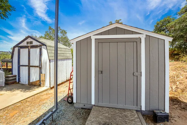 $824,000 | 8656 Rose Marie Drive, Valley Springs, CA 95252