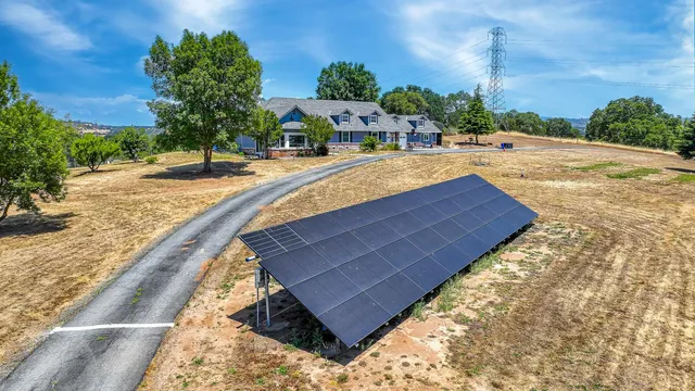 $824,000 | 8656 Rose Marie Drive, Valley Springs, CA 95252