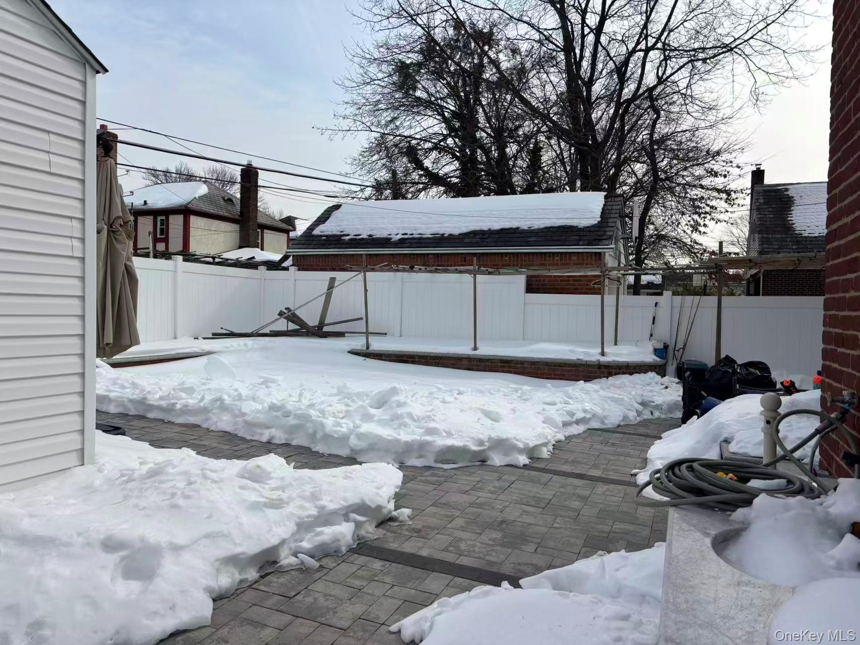 75-47 193rd Street Queens, NY 11366 - Photo 25 of 27 a view of a backyard