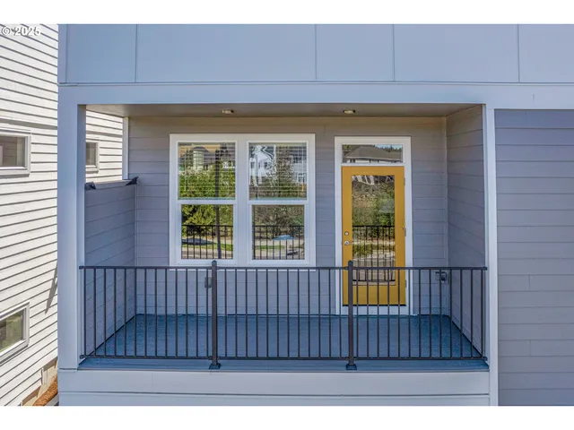 $989,900 | 16473 Northwest Liberty Street, Portland, OR 97229