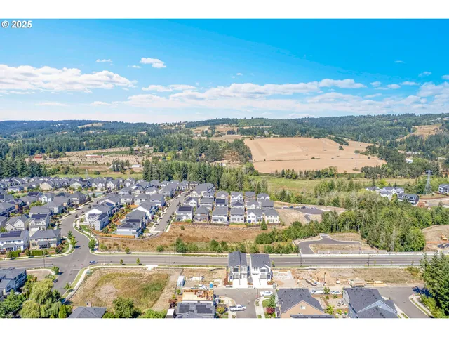 $989,900 | 16473 Northwest Liberty Street, Portland, OR 97229