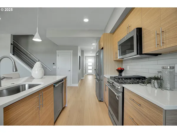$969,900 | 16473 Northwest Liberty Street, Portland, OR 97229