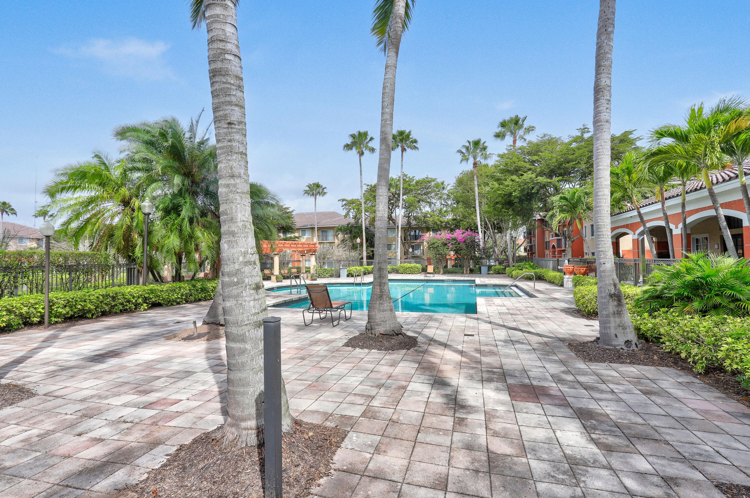 4159 Haverhill Road, Unit 1319 West Palm Beach, FL 33417 - Photo 24 of 26 4159NHaverhillRd#1319(27)