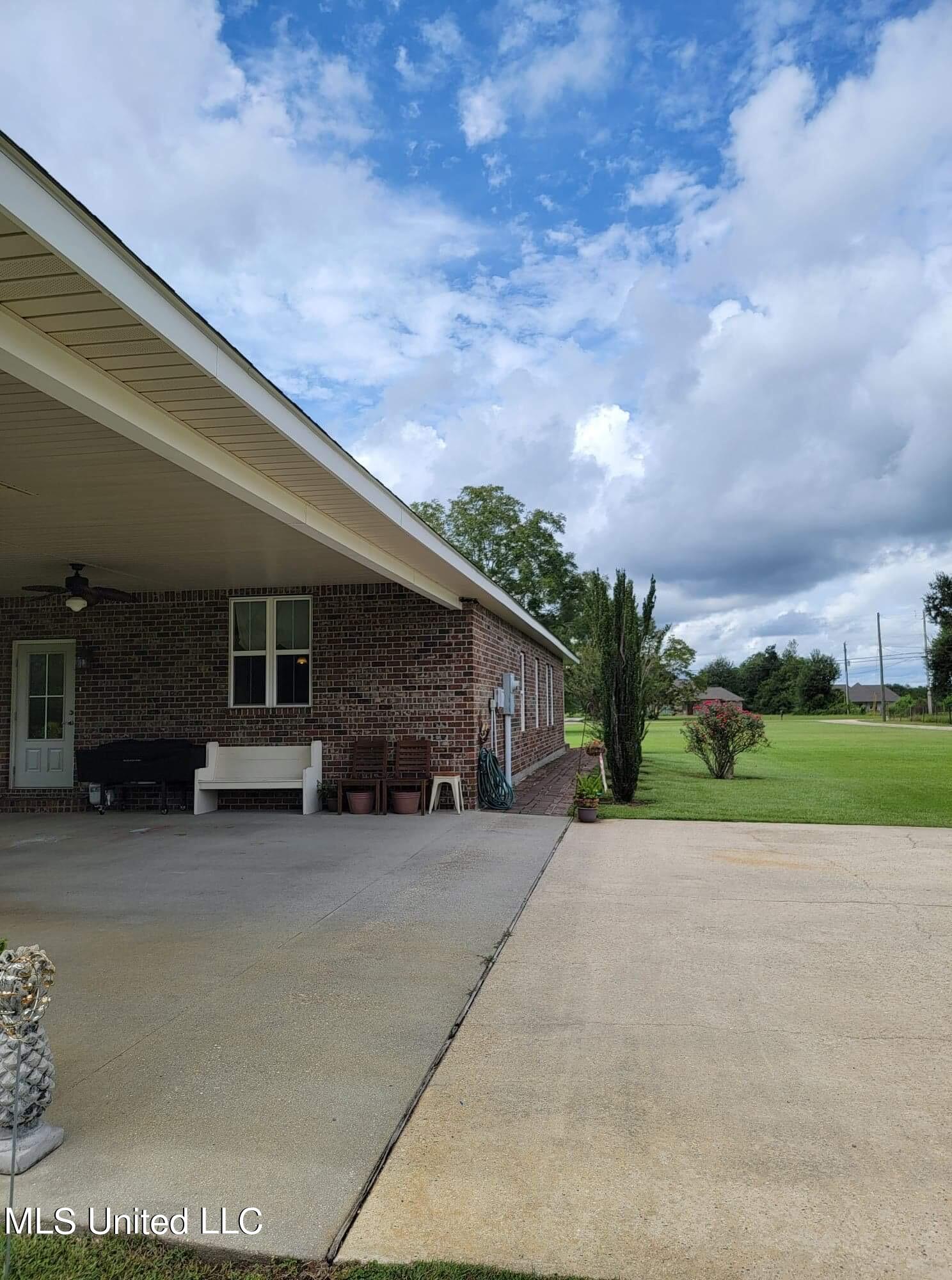 252 Lumpkin Road Carriere, MS 39426 - Photo 29 of 31 5DA33D14-CB92-4D73-9F33-3F7219E76D10