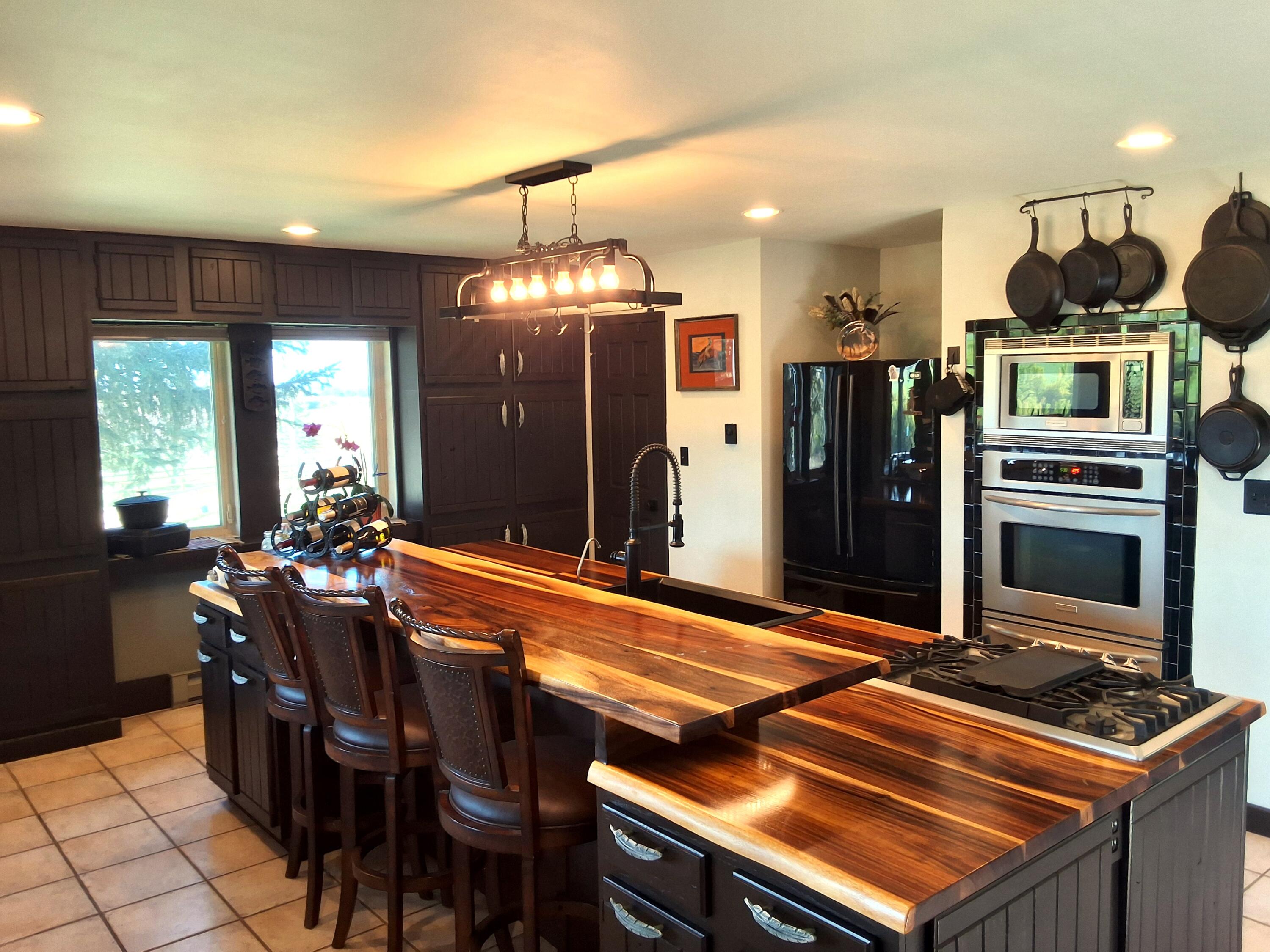 354 Bird Farm Road Sheridan, WY 82801 - Photo 31 of 61 Kitchen