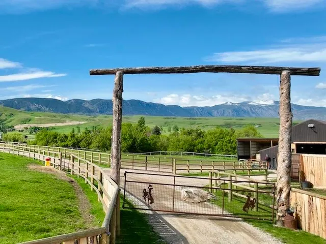 $2,280,000 | 354 Bird Farm Road, Sheridan, WY 82801