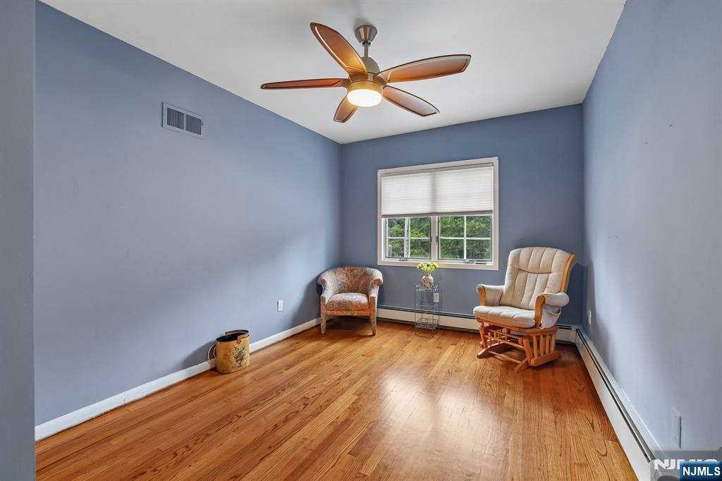 10 Arcadia Road Woodcliff Lake, NJ 07677 - Photo 18 of 33