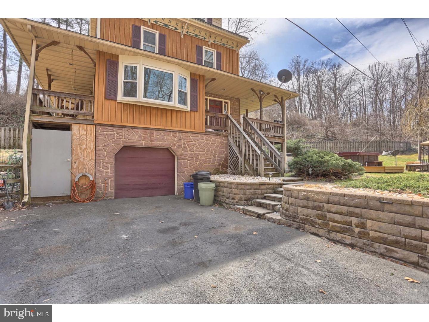 361 Vermont Road Sinking Spring, PA 19608 - Photo 2 of 25
