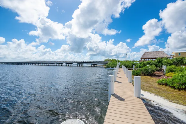 $2,075,000 | 30980 Witters Lane, Big Pine Key, FL 33043