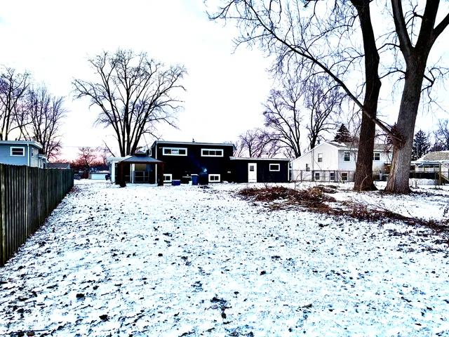 $300,000 | 1751 Gary Avenue, Aurora, IL 60505