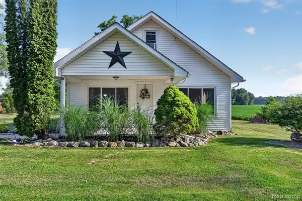 $228,000 | 3658 Newburg Road, Durand, MI 48429