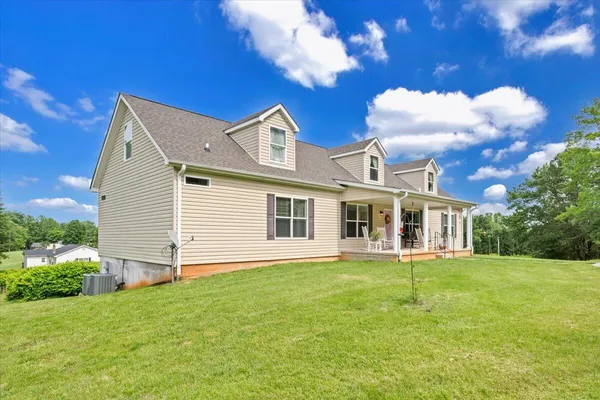 $1,075,000 | 60 Tara Drive, Ridgeway, VA 24148