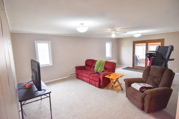 $299,000 | 34311 150th Avenue Northwest, Newfolden, MN 56738