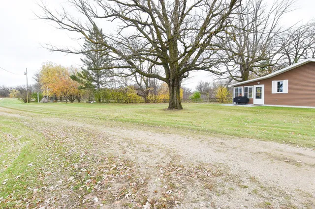 $310,000 | 34311 150th Avenue Northwest, Newfolden, MN 56738