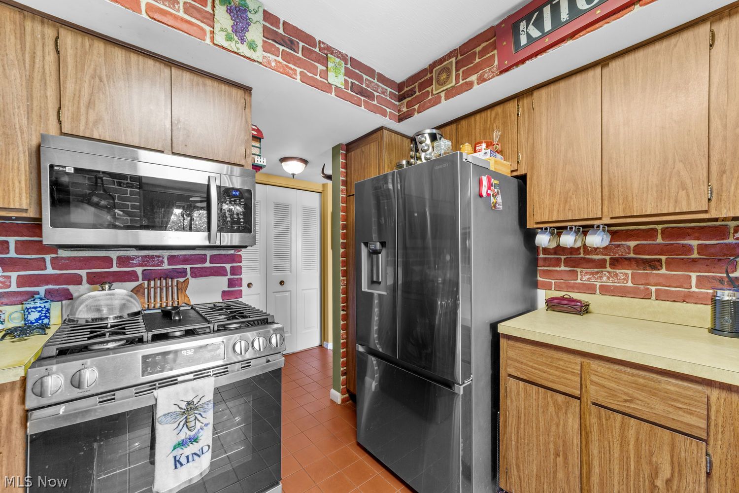 1145 Canyon View Road, Unit 105 Northfield, OH 44067 - Photo 11 of 25