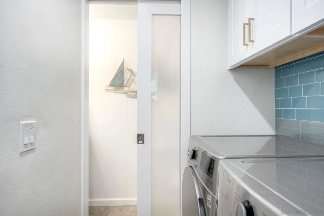 a view of walk in closet