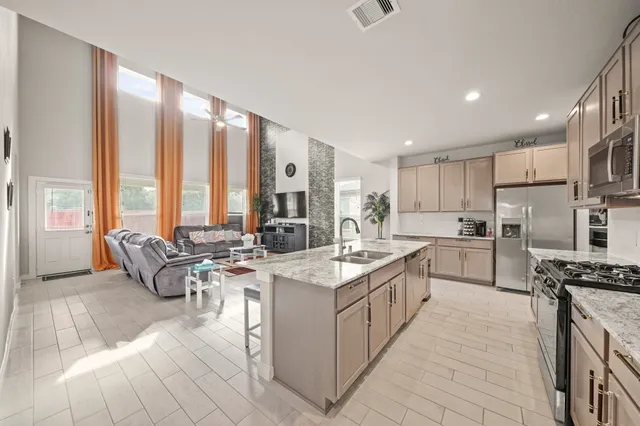 $2,750 | 18419 Windy Knl Way, Houston, TX 77084