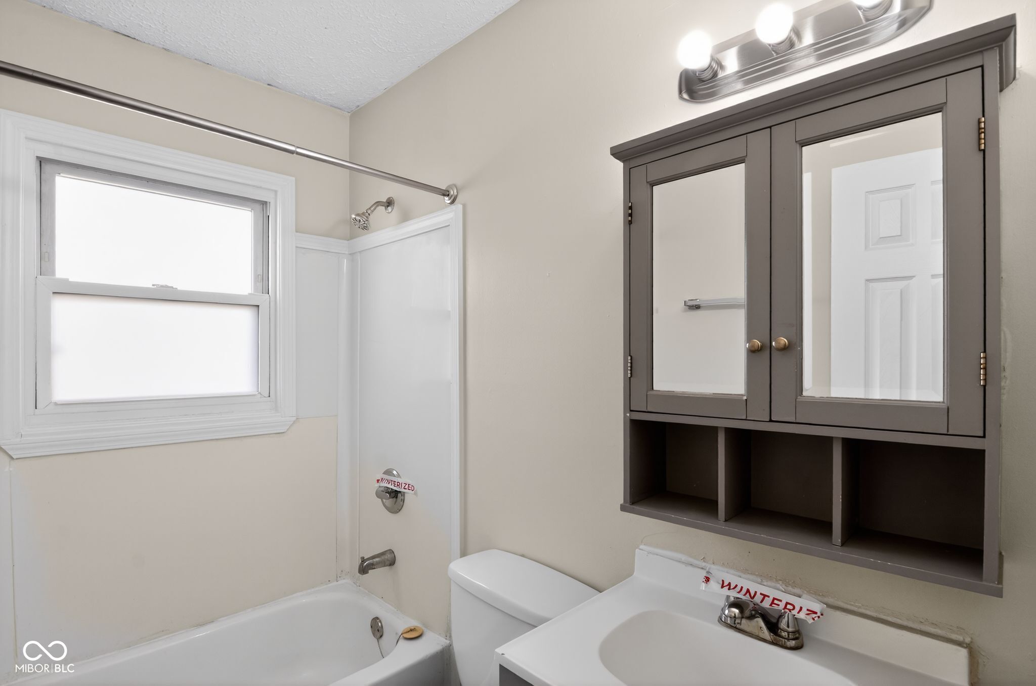 8724 Montery Road Indianapolis, IN 46226 - Photo 12 of 16